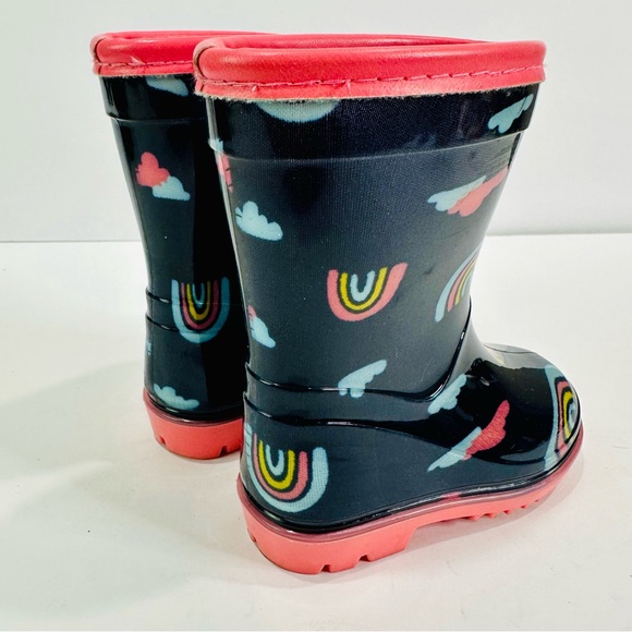 ๐ฉท CARTERโS SIZE 4M RAINBOOTS GREAT CONDITION RAINBOW ๐ CLOUDS DESIGN NAVY BLUE - Picture 4 of 11